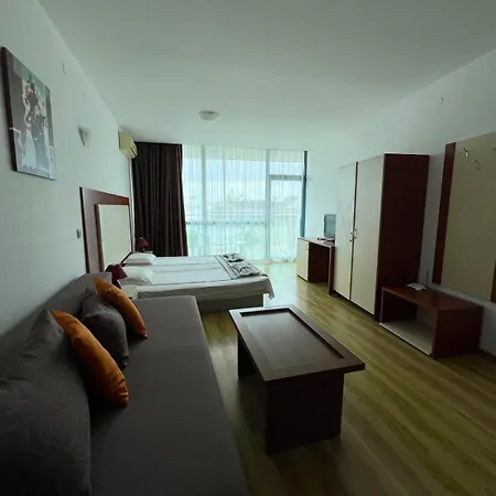 Appartement Del Sol Private Bŭnzarito