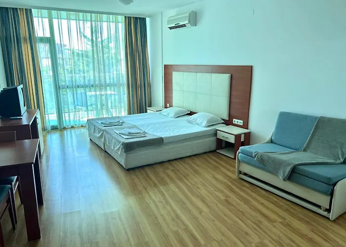 Del Sol Private 아파트